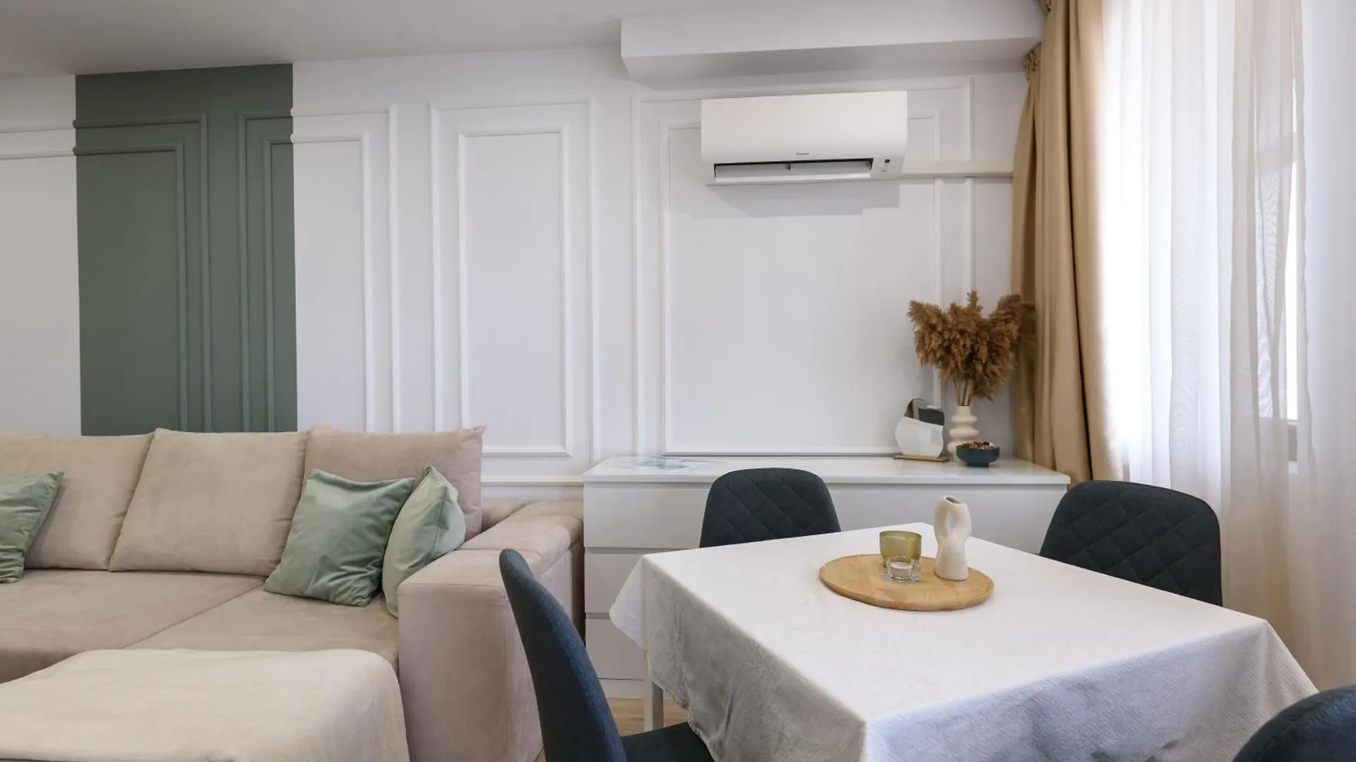 Apartment Bonbon Next To Gondola Bansko Bulgaria